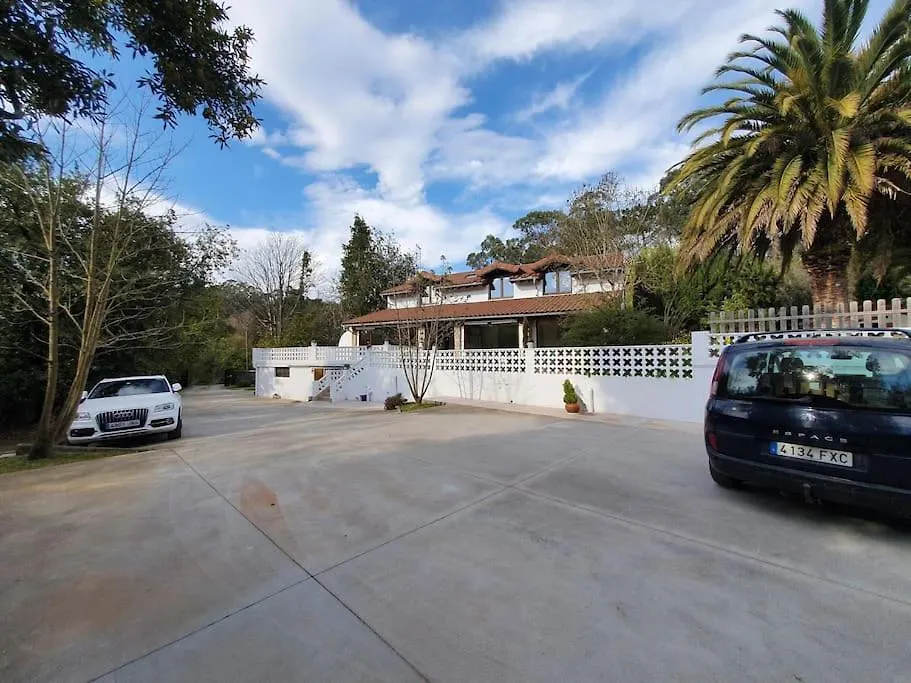 Villa Dreams And Friends On The Coast Of Bilbao. Getxo